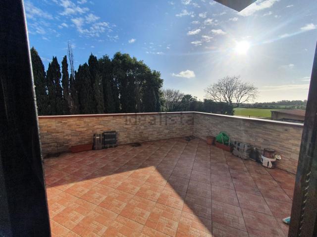 Appartamento in vendita di 100 m² in Via delle Orchidee