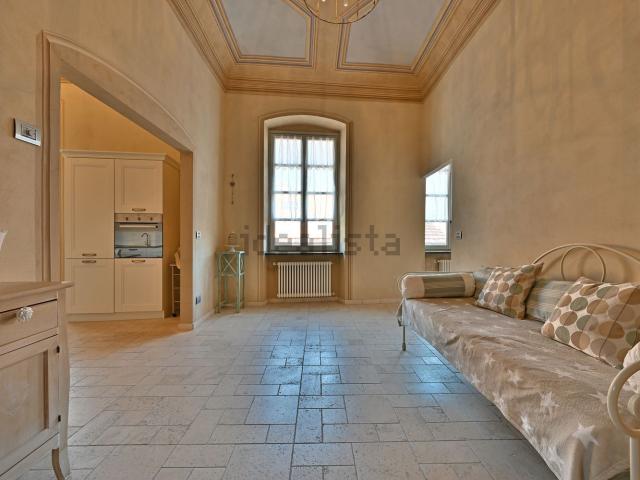 Appartamento in vendita di 100 m² in Via delle Medaglie d&apos Oro