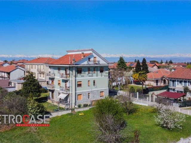 Appartamento in vendita di 100 m² in Via delle Scuole, 18