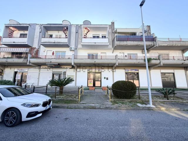Appartamento in vendita di 100 m² in Via delle Sterlizie