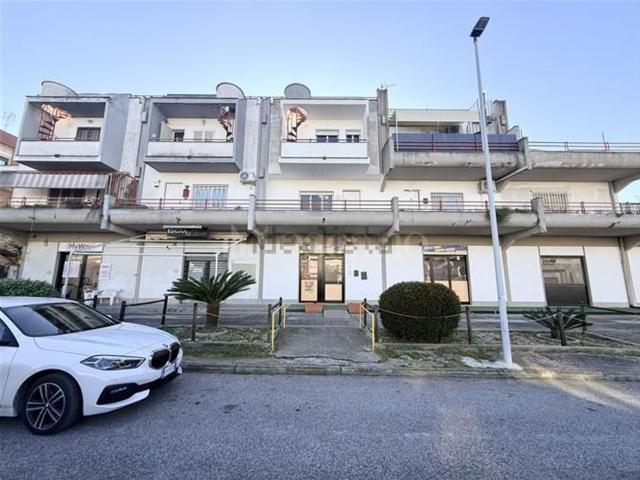 Appartamento in vendita di 100 m² in Via delle Sterlizie