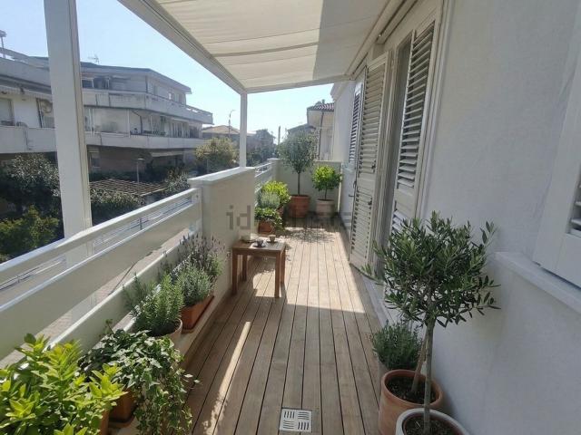 Appartamento in vendita di 100 m² in Via delle Pinete, 31