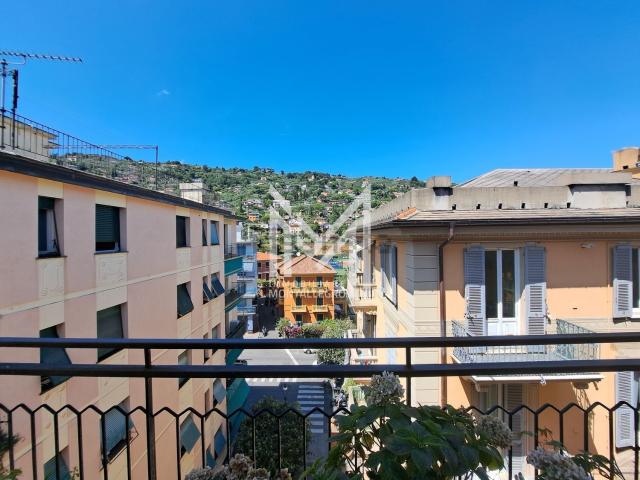 Appartamento in vendita di 100 m² in Via Delpino Teramo