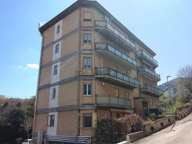Appartamento in vendita di 100 m² in Via di Berardozzo