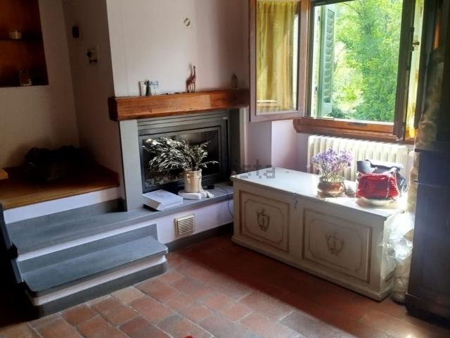 Appartamento in vendita di 100 m² in Via di Legri