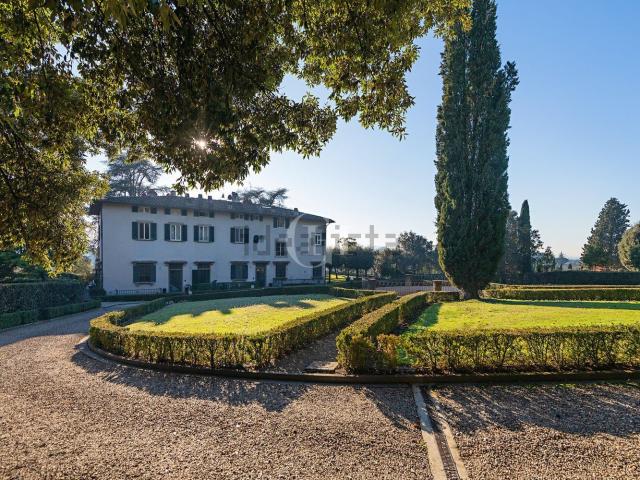 Appartamento in vendita di 100 m² in Via di Montalbano
