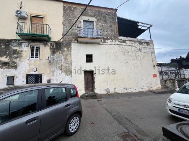 Appartamento in vendita di 100 m² in Via di Sopra ai Camaldoli, 6