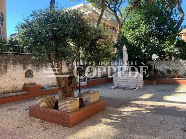 Appartamento in vendita di 100 m² in Via di Sant&apos  Igino Papa
