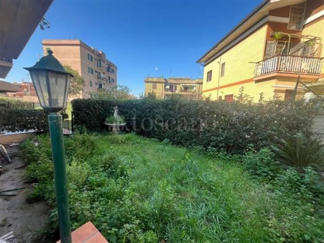 Appartamento in vendita di 100 m² in Via di Vallelunga