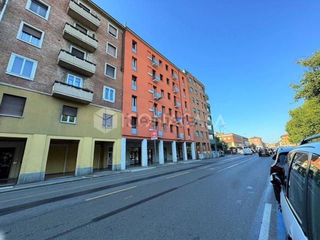 Appartamento in vendita di 100 m² in Via Emilia Ponente