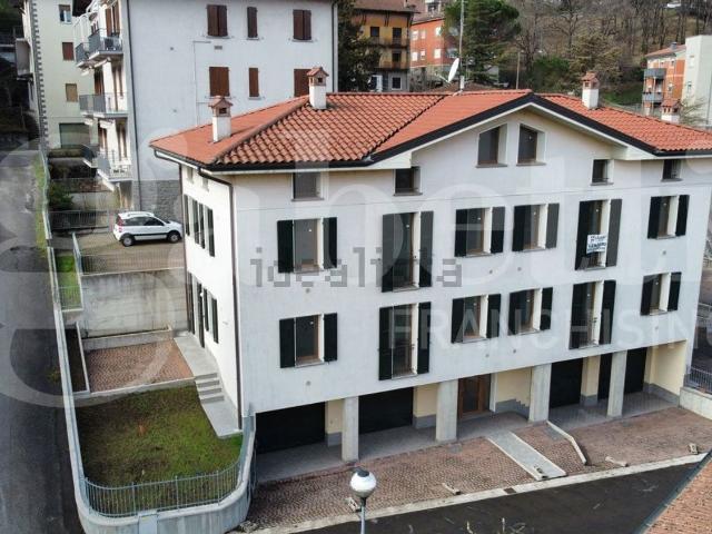 Appartamento in vendita di 100 m² in Via Emilio Buini, 2