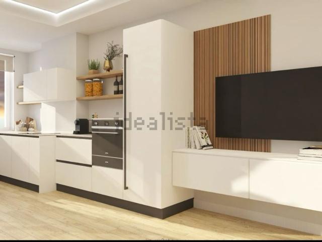 Appartamento in vendita di 100 m² in Via Emilio Bongiovanni, 37