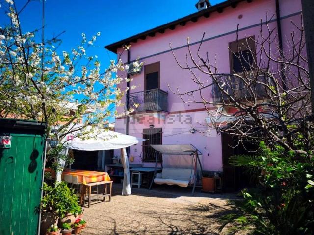 Appartamento in vendita di 100 m² in Via Emma Macchi Zonda, 54