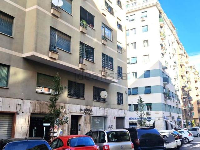 Appartamento in vendita di 100 m² in Via Enea