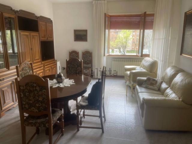 Appartamento in vendita di 100 m² in Via Engles Profili, 15