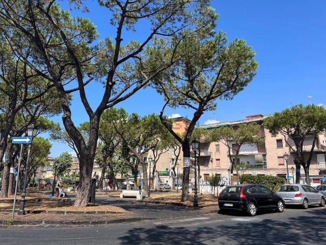Appartamento in vendita di 100 m² in Via Enrico Pessina, 4