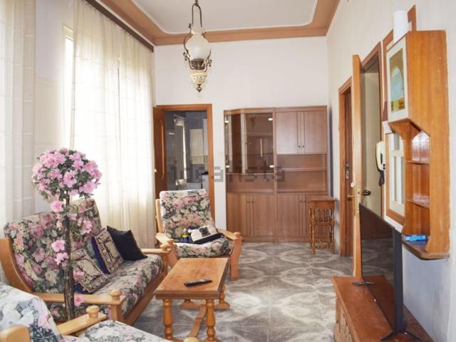 Appartamento in vendita di 100 m² in Via Eleonora D&apos Arborea