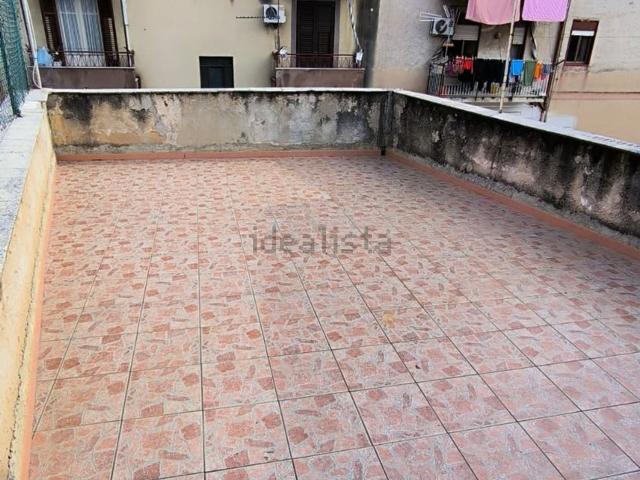 Appartamento in vendita di 100 m² in Via Ernesto Lugaro, 4