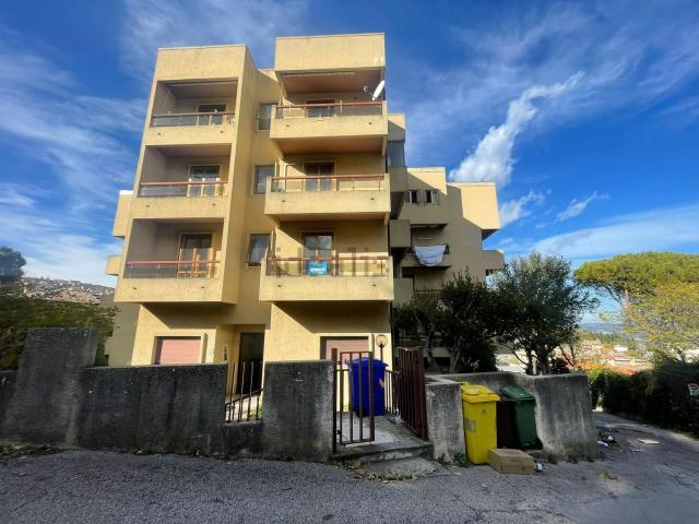 Appartamento in vendita di 100 m² in Via Ettore Ianni
