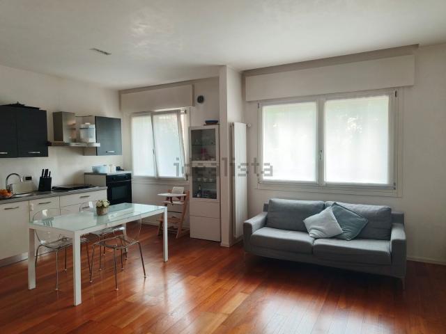 Appartamento in vendita di 100 m² in Via Ezzelino il Balbo