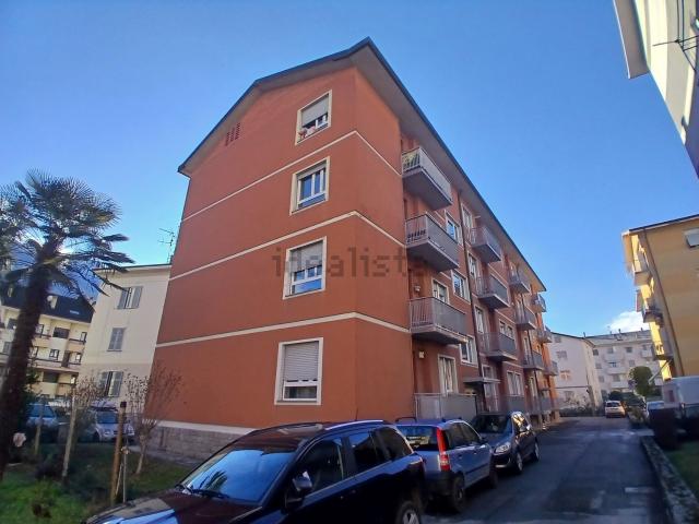 Appartamento in vendita di 100 m² in Via Ezio Vanoni, 70