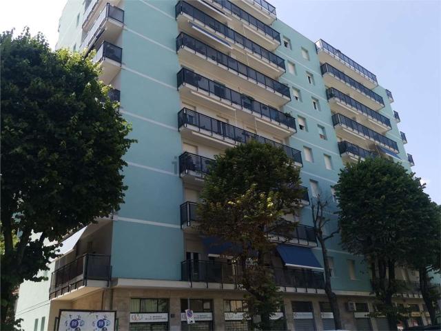 Appartamento in vendita di 100 m² in Via F. Cilea, 8