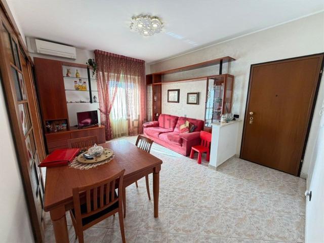 Appartamento in vendita di 100 m² in Via F. Corridoni, 25