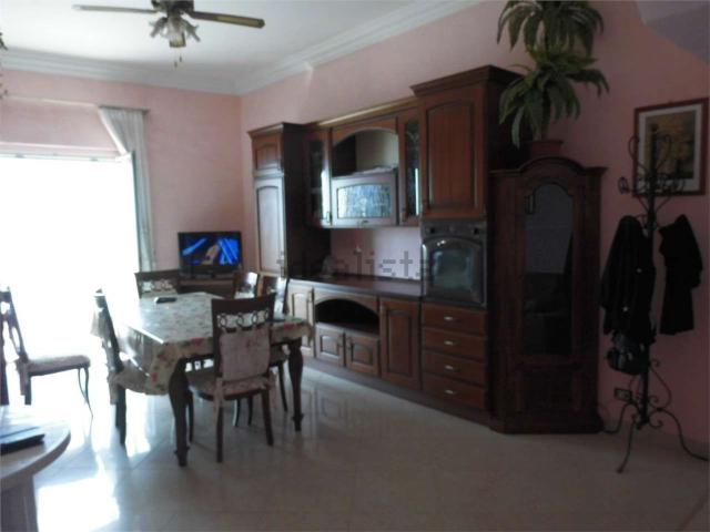 Appartamento in vendita di 100 m² in Via F. Crispi