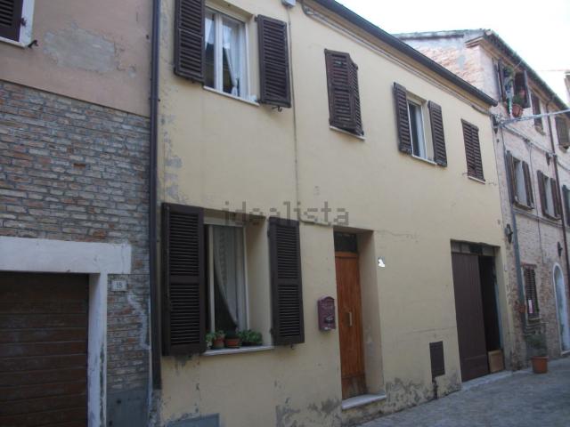 Appartamento in vendita di 100 m² in Via F.lli Rosselli