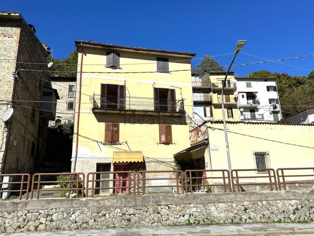 Appartamento in vendita di 100 m² in Via Fonticelle
