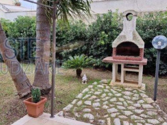 Appartamento in vendita di 100 m² in Via Fortore, 15