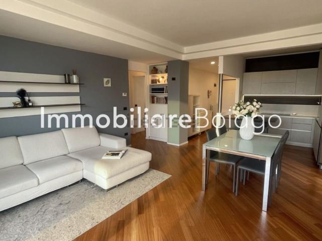 Appartamento in vendita di 100 m² in Via Fossaggera, 26