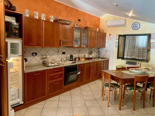 Appartamento in vendita di 100 m² in Via Fausto Gullo