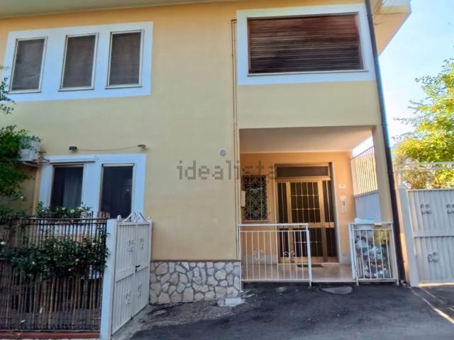 Appartamento in vendita di 100 m² in Via Faraoni