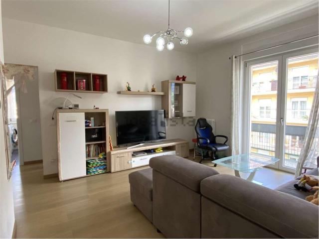 Appartamento in vendita di 100 m² in Via Felice Cavallotti, 47