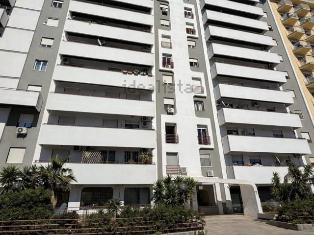Appartamento in vendita di 100 m² in Via Ferdinando Ferri, 10