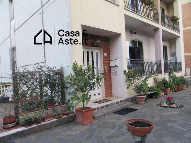 Appartamento in vendita di 100 m² in Via Fermana Sud, 179