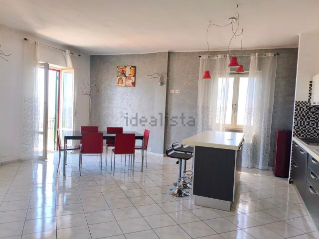 Appartamento in vendita di 100 m² in Via Filippo Turati