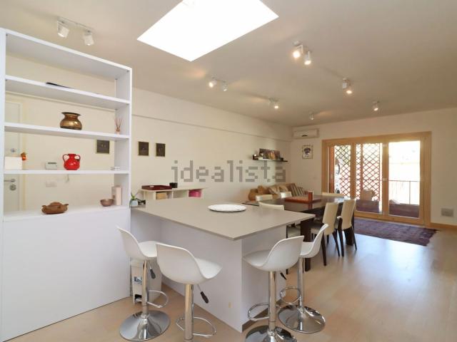 Appartamento in vendita di 100 m² in Via Filippo degli Ugoni, 22