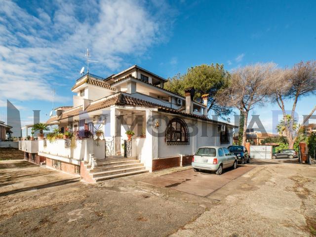 Appartamento in vendita di 100 m² in Via Filippo Grispigni, 50