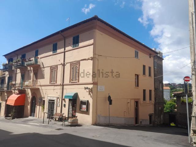 Appartamento in vendita di 100 m² in Via Filippo Nicolai, 208