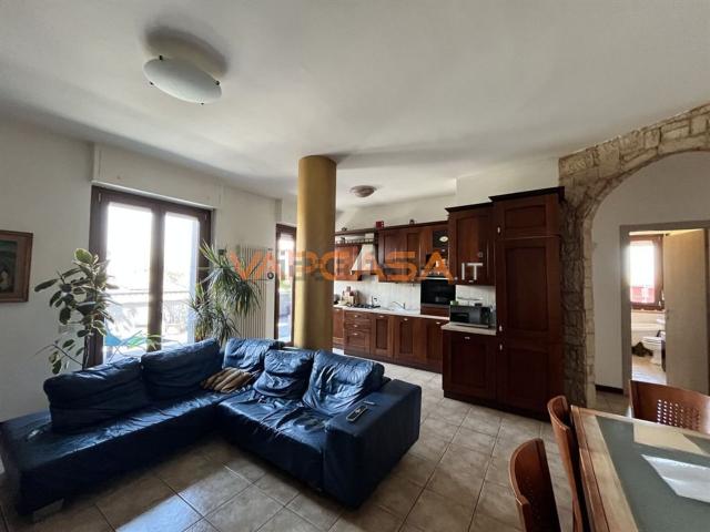 Appartamento in vendita di 100 m² in Via Francesca