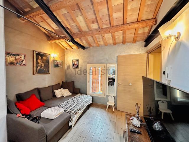 Appartamento in vendita di 100 m² in Via Francesco Baracca