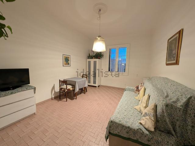 Appartamento in vendita di 100 m² in Via Francesco Bonaini, 1