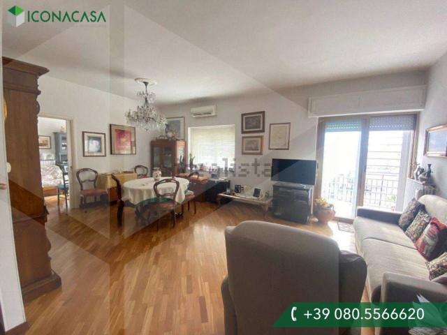 Appartamento in vendita di 100 m² in Via Francesco Lattanzio, 36