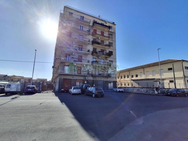 Appartamento in vendita di 100 m² in Via Francesco Laurana, 39