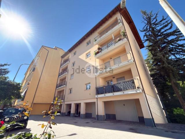 Appartamento in vendita di 100 m² in Via Francesco Paolo Tosti, 27