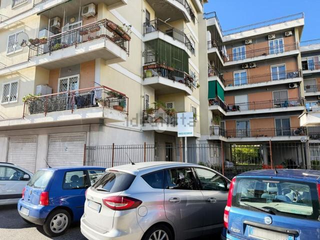 Appartamento in vendita di 100 m² in Via Fratelli Bandiera, 99