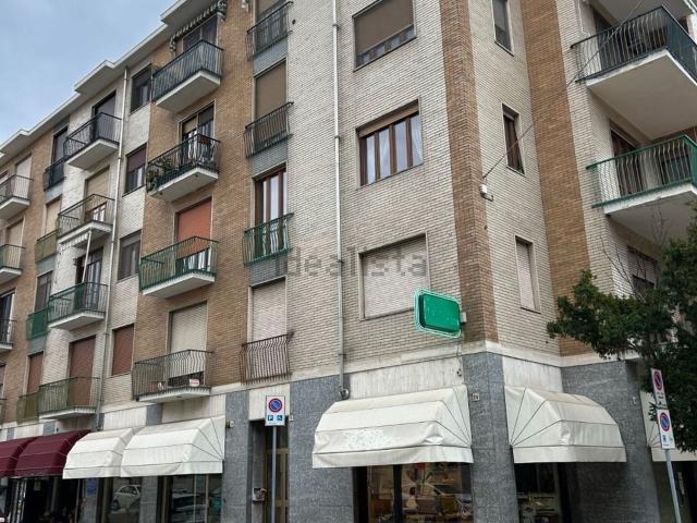 Appartamento in vendita di 100 m² in Via Fratelli Parodi, 26