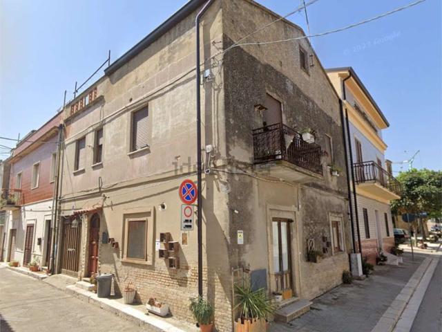 Appartamento in vendita di 100 m² in Via Iesu, 2